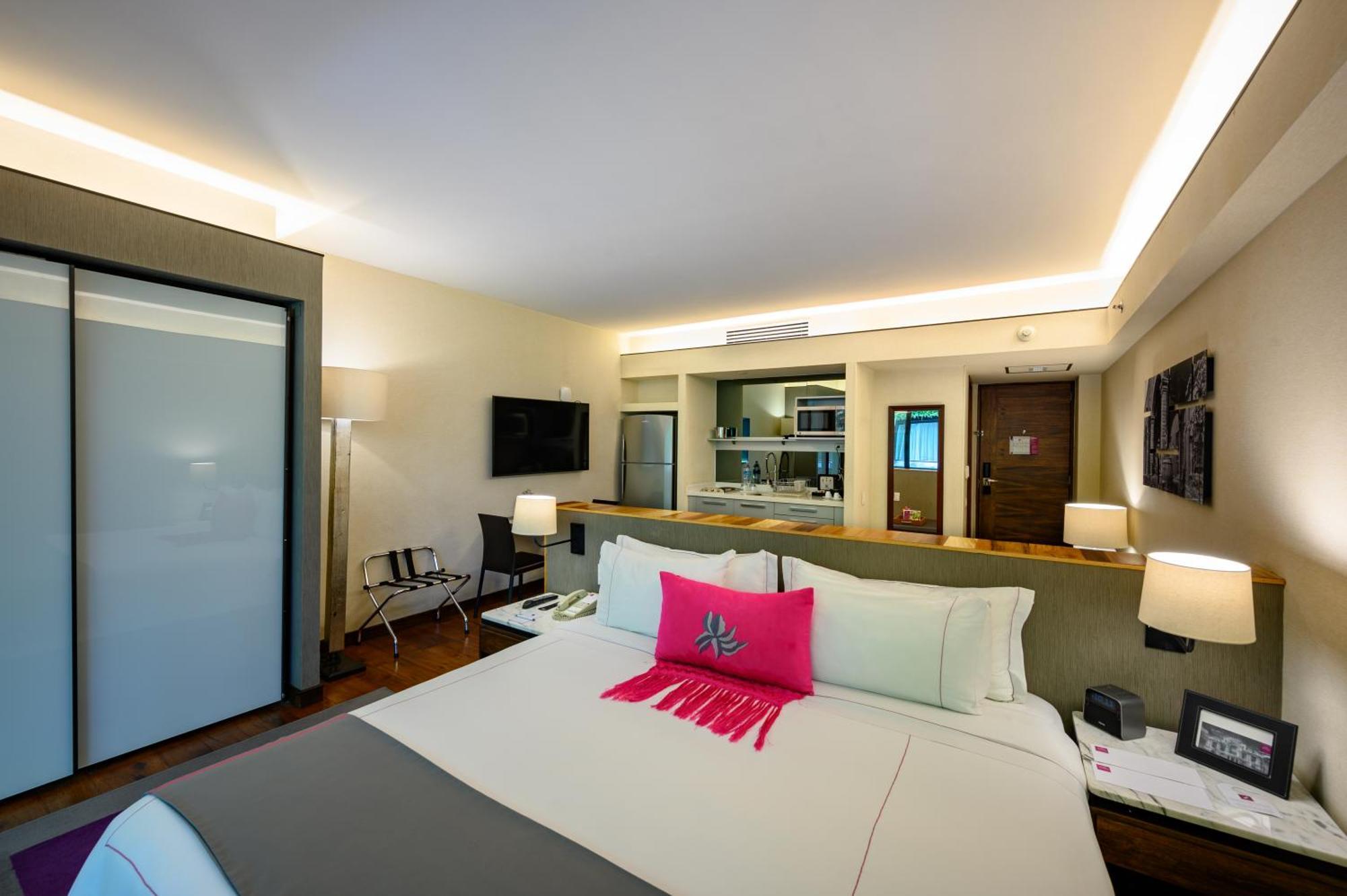 מקסיקו סיטי Las Suites Campos Eliseos מראה חיצוני תמונה