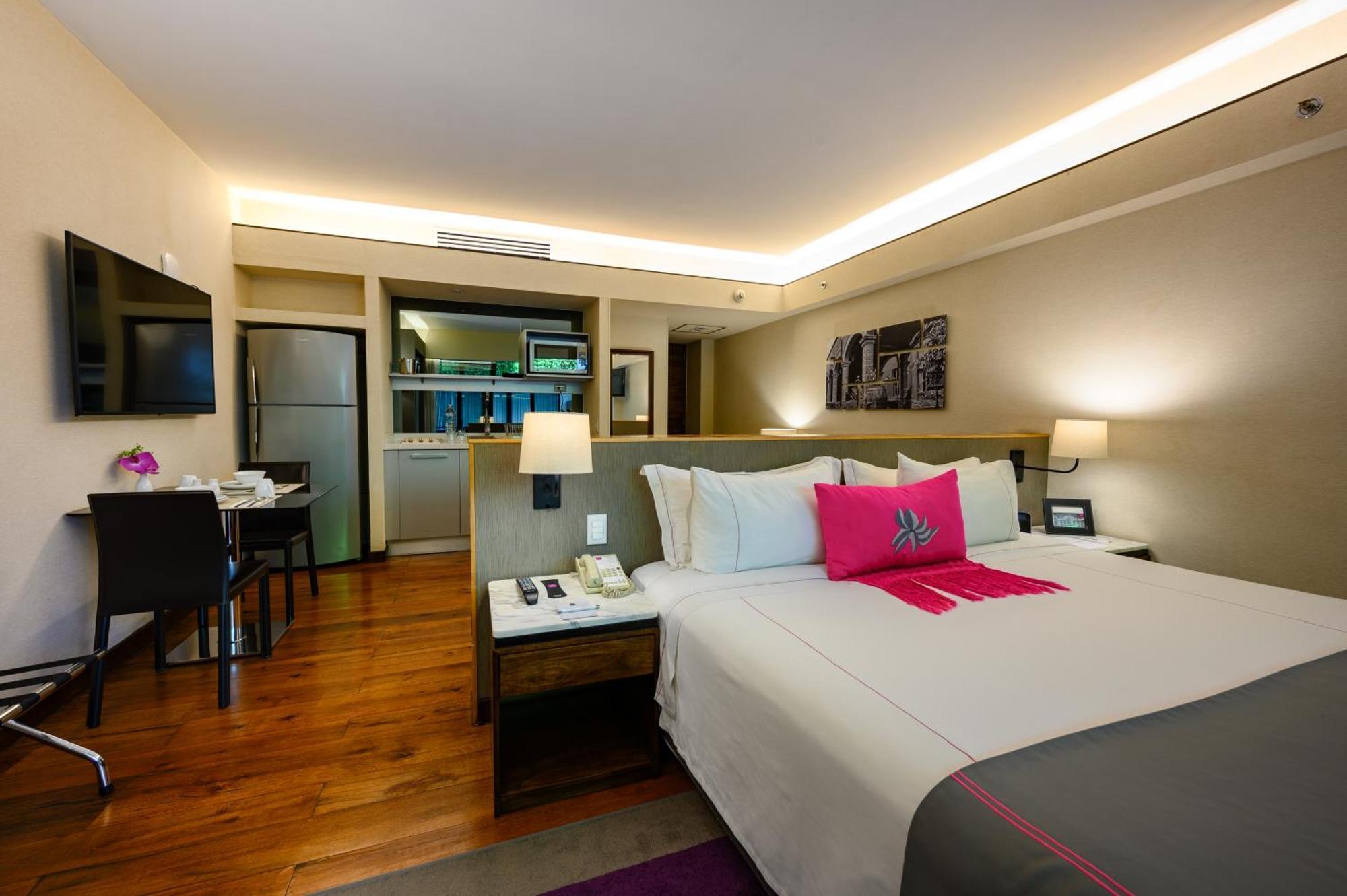 מקסיקו סיטי Las Suites Campos Eliseos מראה חיצוני תמונה